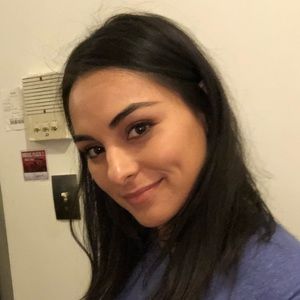 Meet your Posher, Lorena